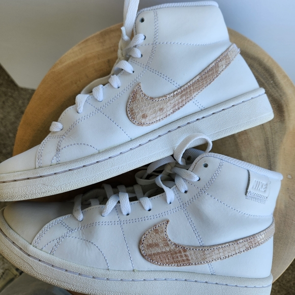 Nike Shoes - Nike Women's Court Royale 2 Mid High-Top Sneakers Snakeskin Swoosh Size  7.5